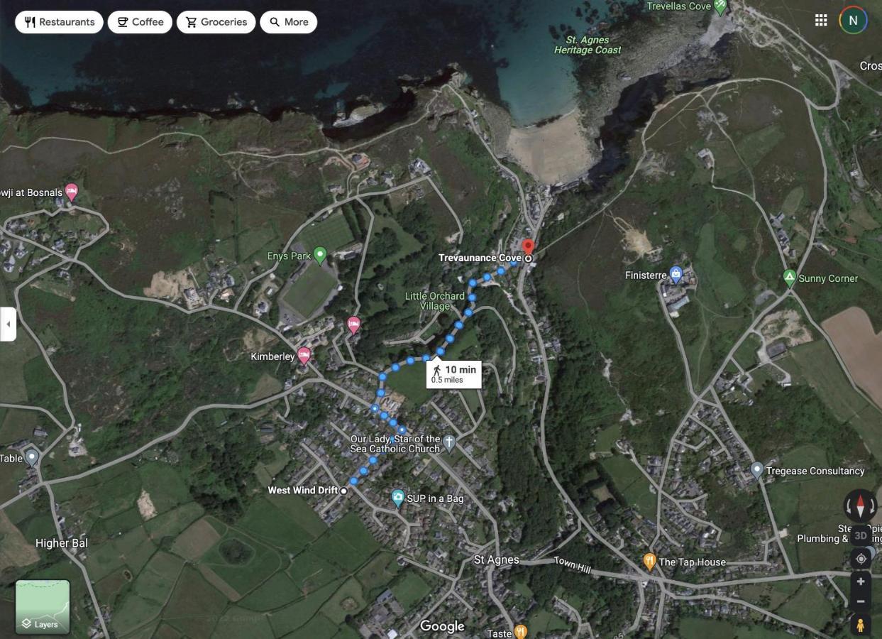 Howlyek, In St Agnes Village Exterior photo